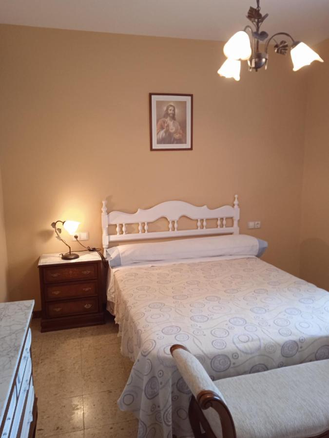 Tio Moncho - Casa Tia Maria Apartment บียานูเอบา เด อาโรซา ภายนอก รูปภาพ